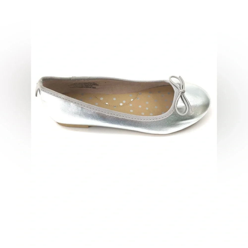 Cat & Jack Girls Bow Cute Slip On Flats Casual Shoes Silver Size 1 ($) 4868